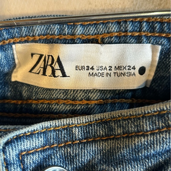 HIGH RISE WIDE LEG ZARA JEANS - Picture 3 of 3